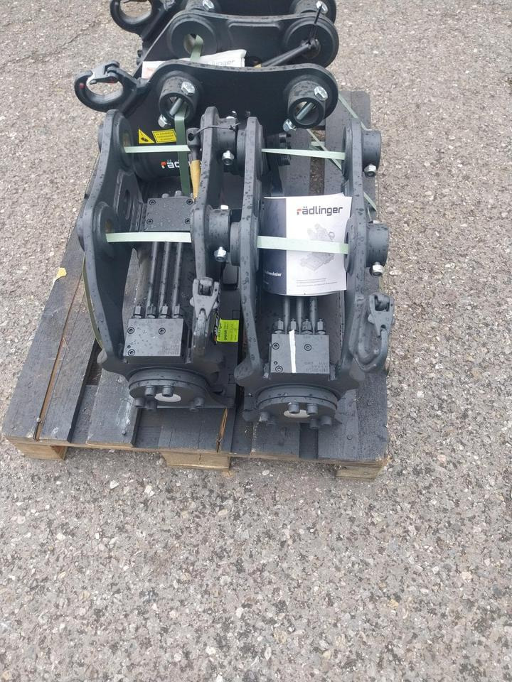 Rädlinger Tilt 2,5 - 6 to Powertilt Minibagger MS 03 Sany 35 - Тилтротатор для Мини-экскаваторов: фото 2 Rädlinger Tilt 2,5 - 6 to Powertilt Minibagger MS 03 Sany 35 - Тилтротатор для Мини-экскаваторов: фото 2