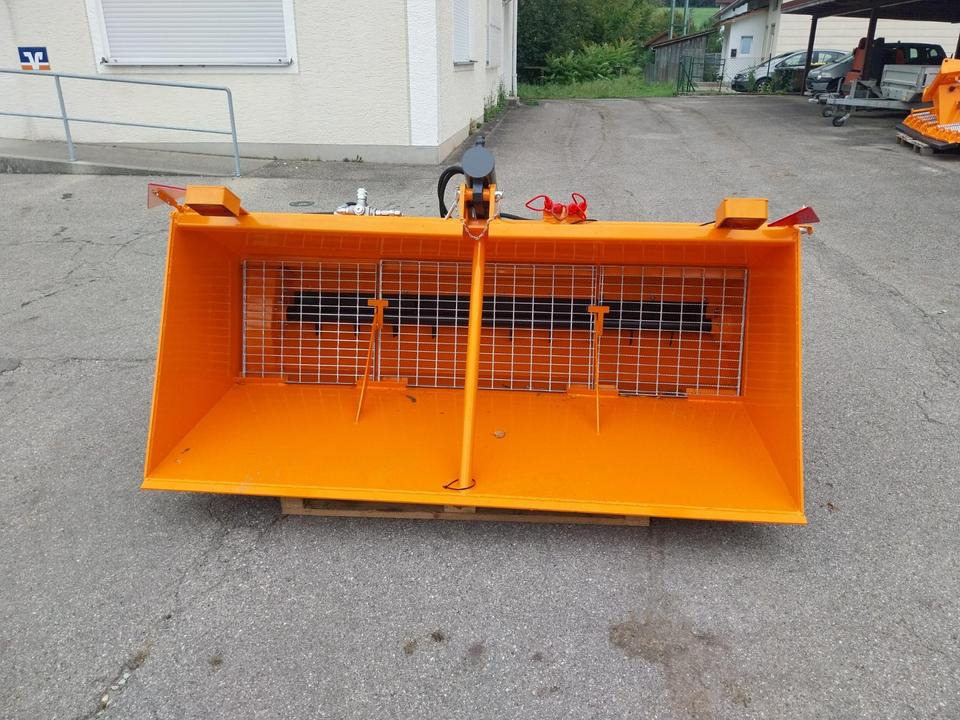 Salzstreuer Sandstreuer Splittstreuer Schlepper Traktor Winterdie - Разбрасыватель песка/ Соли: фото 2 Salzstreuer Sandstreuer Splittstreuer Schlepper Traktor Winterdie - Разбрасыватель песка/ Соли: фото 2