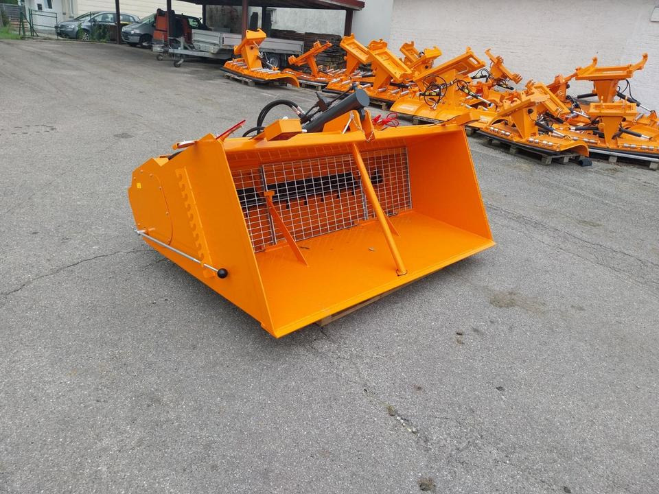 Salzstreuer Sandstreuer Splittstreuer Schlepper Traktor Winterdie - Разбрасыватель песка/ Соли: фото 1 Salzstreuer Sandstreuer Splittstreuer Schlepper Traktor Winterdie - Разбрасыватель песка/ Соли: фото 1