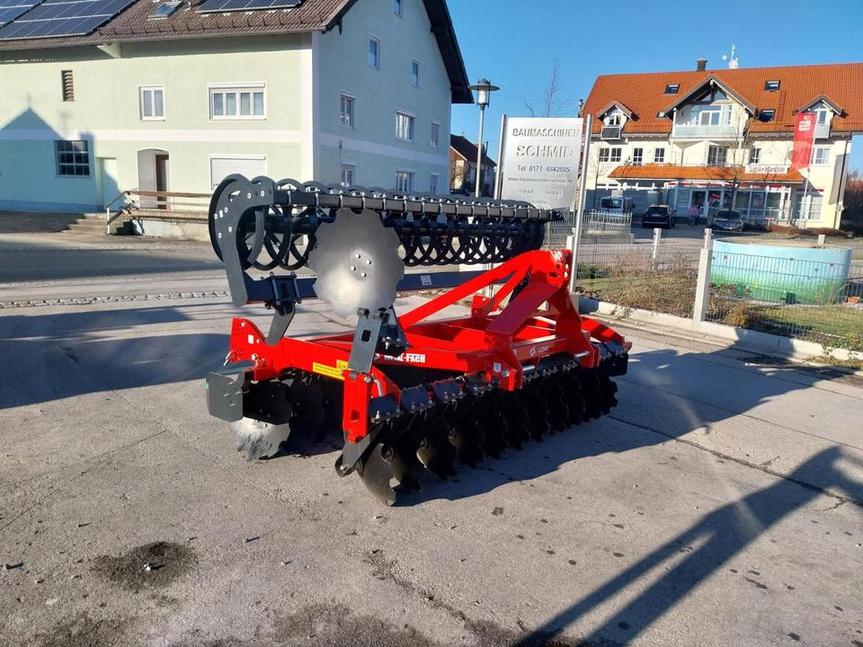 Scheibenegge 3m Scheibengrubber Kurzscheibenegge Grubber - Дисковая борона: фото 1 Scheibenegge 3m Scheibengrubber Kurzscheibenegge Grubber - Дисковая борона: фото 1