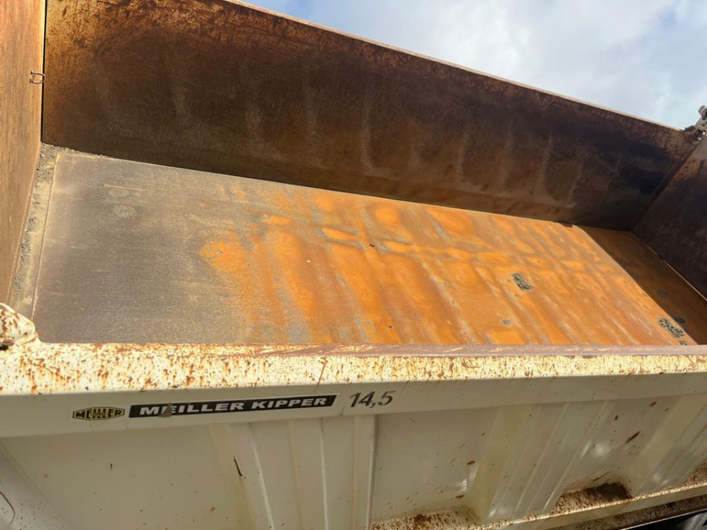 MAN TG-S 26.440 6x4 BB 3-Achs Kipper Schalter - Самосвал: фото 4 MAN TG-S 26.440 6x4 BB 3-Achs Kipper Schalter - Самосвал: фото 4