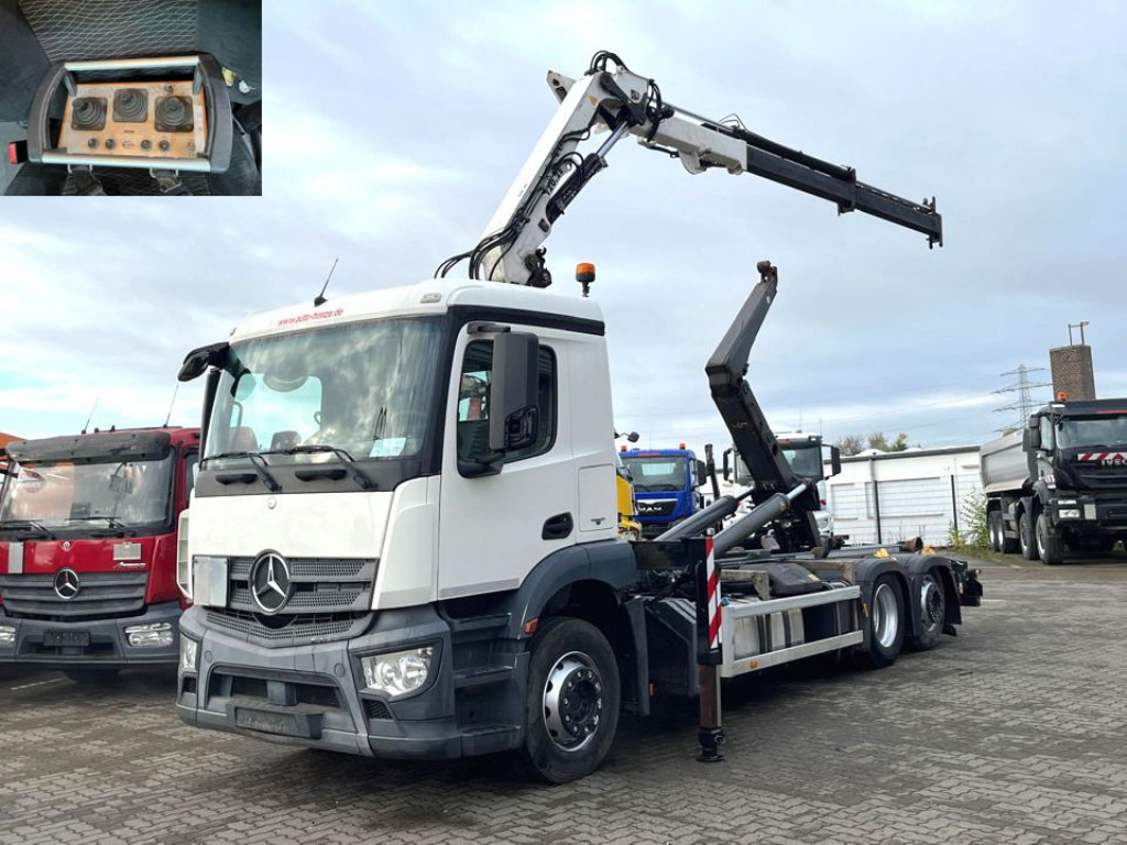 MERCEDES-BENZ Antos 2543 L 6x2 Abrollkipper mit Kran Funk+Greiferst. - Крюковой мультилифт, Автоманипулятор: фото 1 MERCEDES-BENZ Antos 2543 L 6x2 Abrollkipper mit Kran Funk+Greiferst. - Крюковой мультилифт, Автоманипулятор: фото 1
