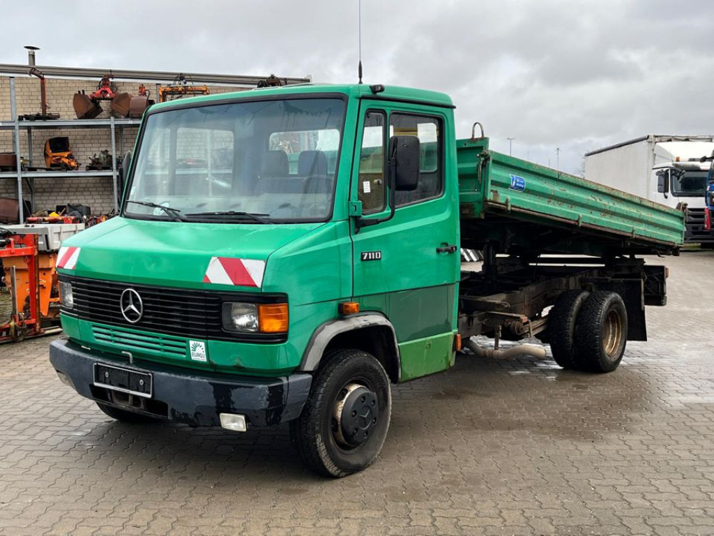 MERCEDES-BENZ Vario 711 DK 2-Achs Kipper Meiller - Самосвал: фото 1 MERCEDES-BENZ Vario 711 DK 2-Achs Kipper Meiller - Самосвал: фото 1