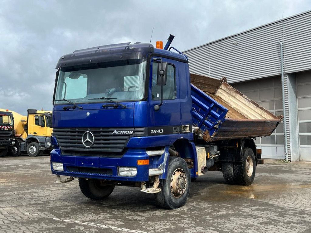 Mercedes-Benz Actros 1843 AK 2-Achs Allradkipper Meiller - Самосвал: фото 1 Mercedes-Benz Actros 1843 AK 2-Achs Allradkipper Meiller - Самосвал: фото 1