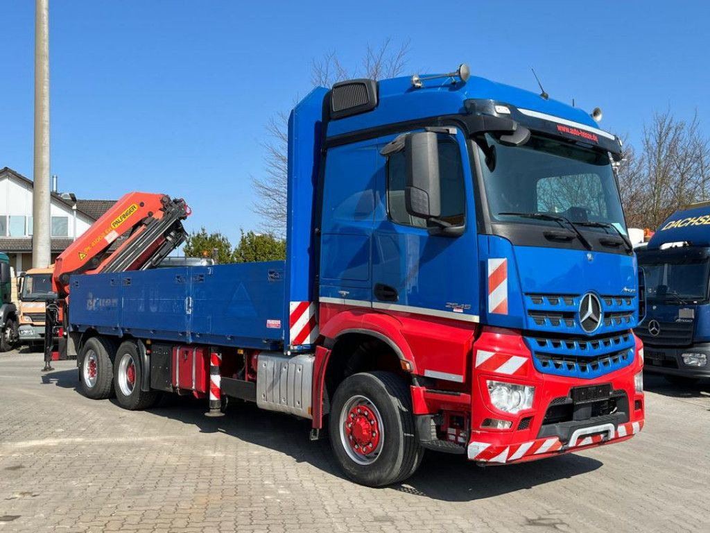 Mercedes-Benz Arocs 2545 6x4 HAD Pritsche Heckkran PK 41002 - Грузовик бортовой/ Платформа, Автоманипулятор: фото 2 Mercedes-Benz Arocs 2545 6x4 HAD Pritsche Heckkran PK 41002 - Грузовик бортовой/ Платформа, Автоманипулятор: фото 2