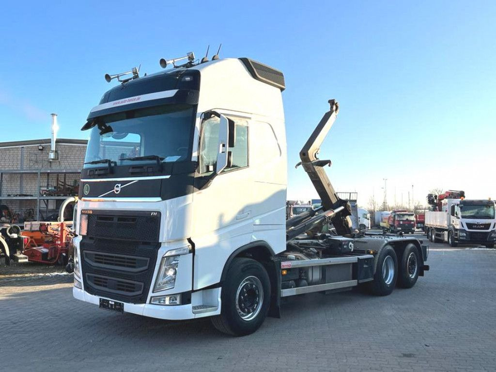 Volvo FH 500 6x2 Abrollkipper Funkfernbedienung - Крюковой мультилифт: фото 1 Volvo FH 500 6x2 Abrollkipper Funkfernbedienung - Крюковой мультилифт: фото 1