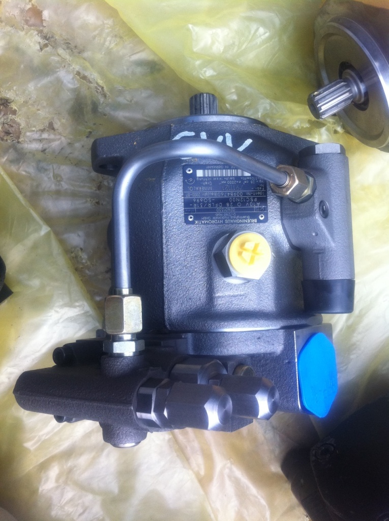 BRUENINGHAUS HYDROMATIK A10VO28DFLR/31R-S0696 - Гидравлический насос для Строительной техники: фото 1 BRUENINGHAUS HYDROMATIK A10VO28DFLR/31R-S0696 - Гидравлический насос для Строительной техники: фото 1