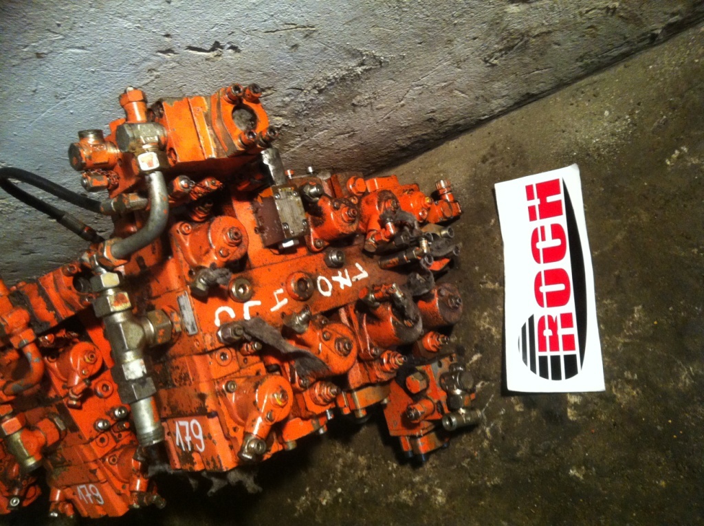 LINDE VT8/7564 - 8 SEKCYJNY - Гидравлический клапан для Строительной техники: фото 1 LINDE VT8/7564 - 8 SEKCYJNY - Гидравлический клапан для Строительной техники: фото 1