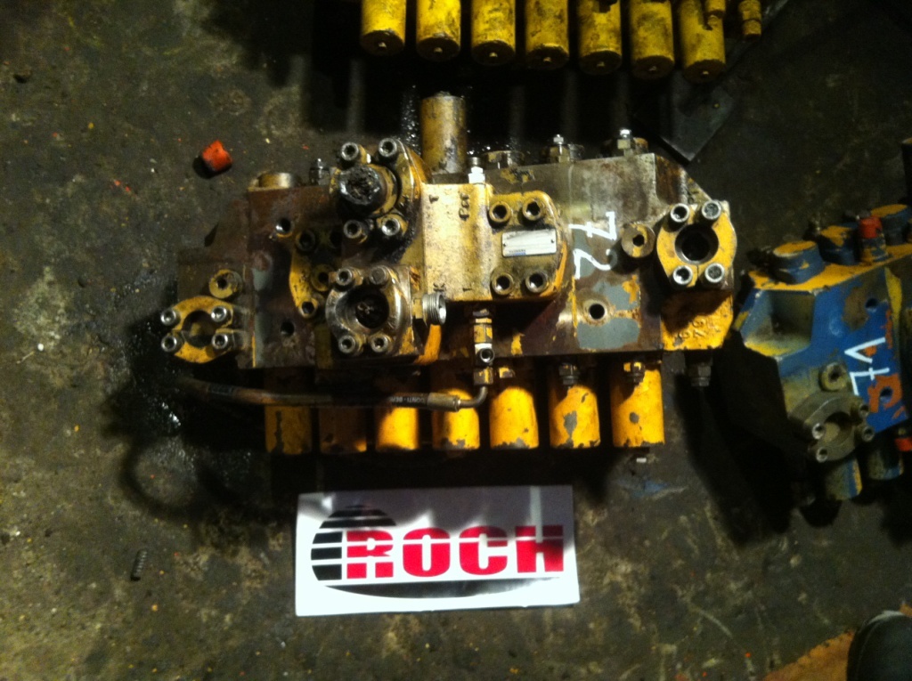 MANNESMANN REXROTH 588115/6 M8-1010 600791 - 7 SEKCYJNY + 506464/7 MH2WH18B02F14/006LM11 - Гидравлический клапан для Строительной техники: фото 1 MANNESMANN REXROTH 588115/6 M8-1010 600791 - 7 SEKCYJNY + 506464/7 MH2WH18B02F14/006LM11 - Гидравлический клапан для Строительной техники: фото 1