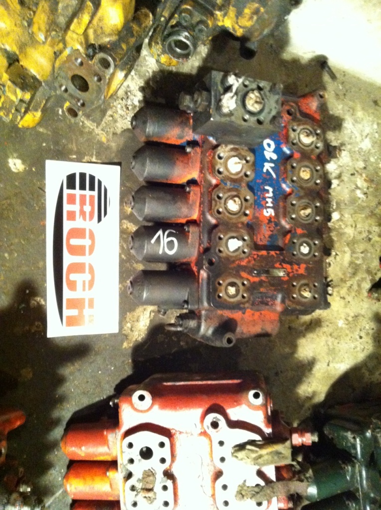 O&K 2241543 - 5 SEKCYJNY - Гидравлический клапан для Колёсных экскаваторов: фото 1 O&K 2241543 - 5 SEKCYJNY - Гидравлический клапан для Колёсных экскаваторов: фото 1