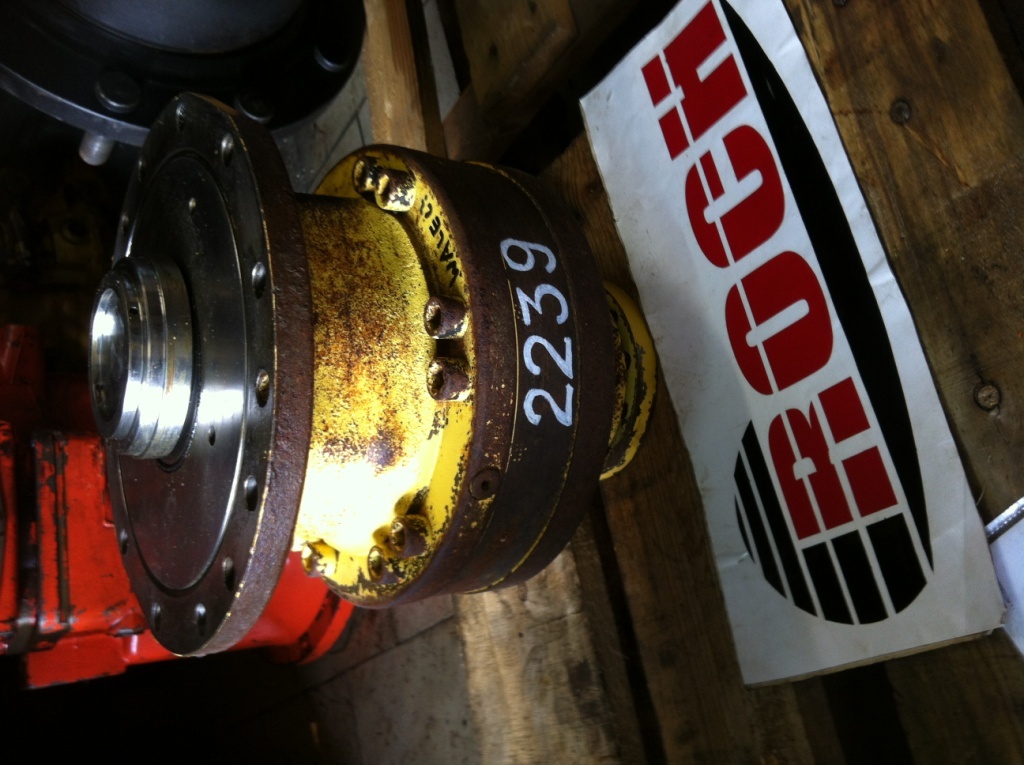 POCLAIN 5607392 - Гидравлический мотор для Строительной техники: фото 1 POCLAIN 5607392 - Гидравлический мотор для Строительной техники: фото 1