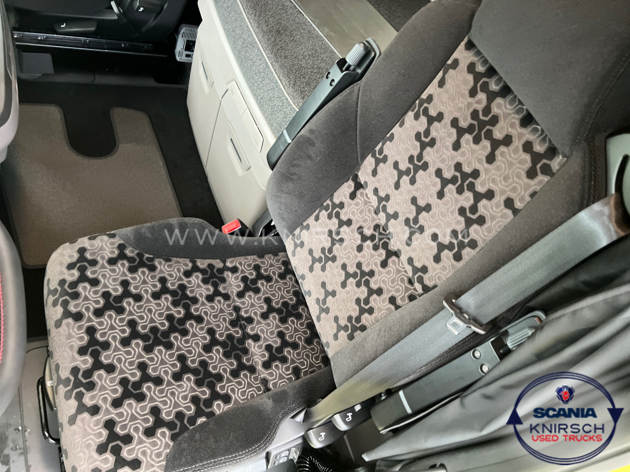 SCANIA S 590 A6x4NB - Тягач: фото 4 SCANIA S 590 A6x4NB - Тягач: фото 4