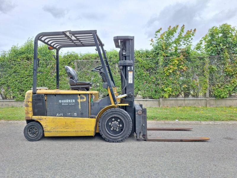 Caterpillar EP30K - Электропогрузчик: фото 4 Caterpillar EP30K - Электропогрузчик: фото 4