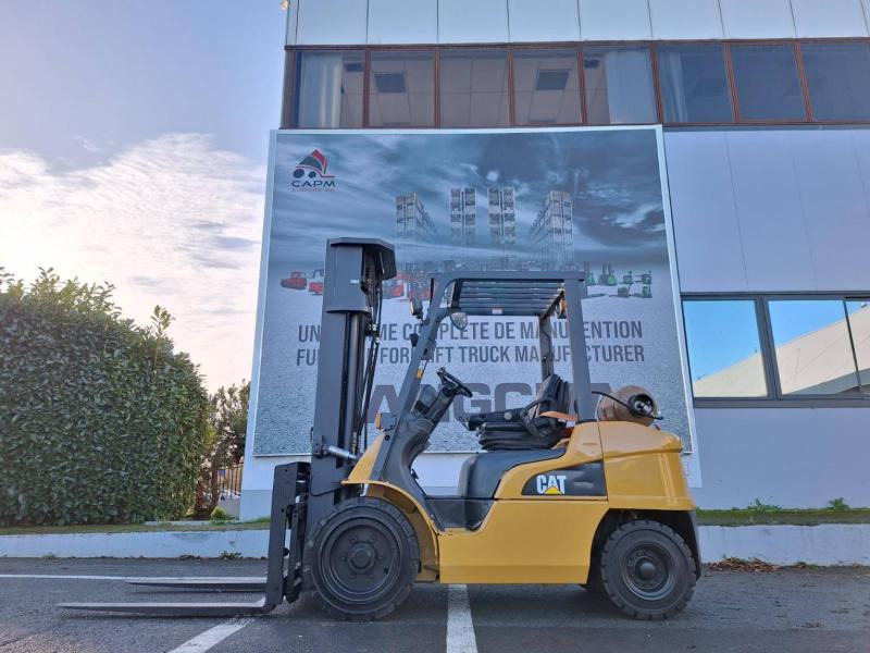 Caterpillar GP30NTD - Газовый погрузчик: фото 3 Caterpillar GP30NTD - Газовый погрузчик: фото 3