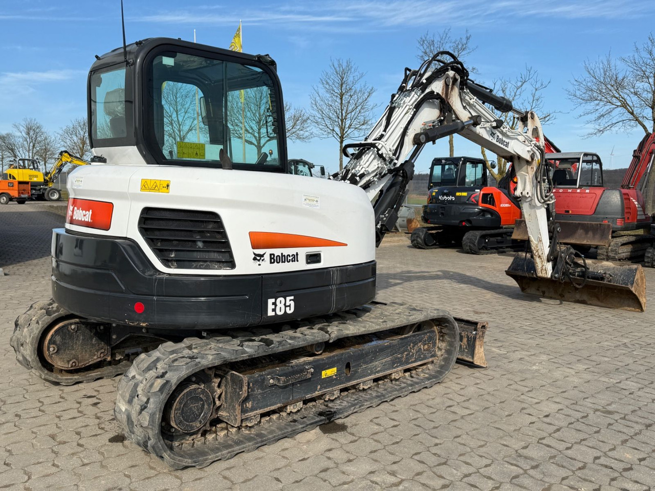 Bobcat E 85, BJ 21/22, 580 BH, hydr. VA, MS08, GLV Bobcat E 85, BJ 21/22, 580 BH, hydr. VA, MS08, GLV - Мини-экскаватор: фото 4 Bobcat E 85, BJ 21/22, 580 BH, hydr. VA, MS08, GLV Bobcat E 85, BJ 21/22, 580 BH, hydr. VA, MS08, GLV - Мини-экскаватор: фото 4