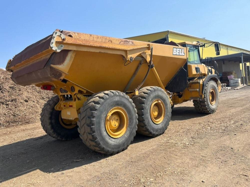 Bell B30E - Сочленённый самосвал: фото 2 Bell B30E - Сочленённый самосвал: фото 2