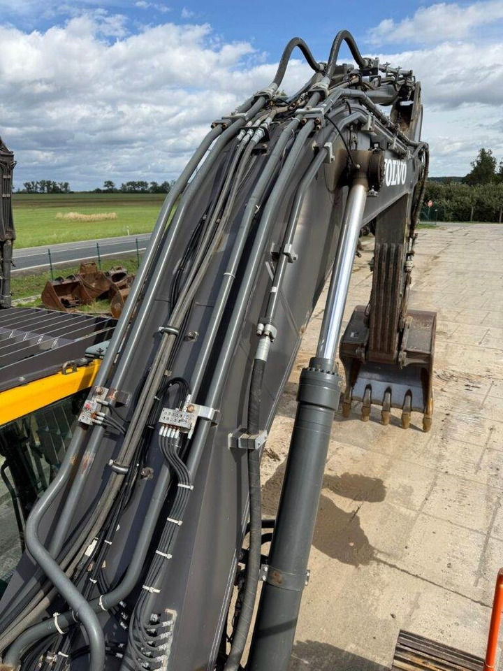 Гусеничный экскаватор Volvo EC380ENL: фото 8 Гусеничный экскаватор Volvo EC380ENL: фото 8