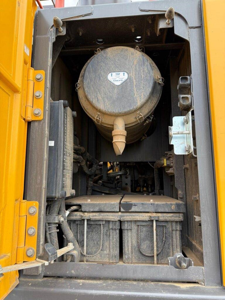 Гусеничный экскаватор Volvo EC380ENL: фото 6 Гусеничный экскаватор Volvo EC380ENL: фото 6