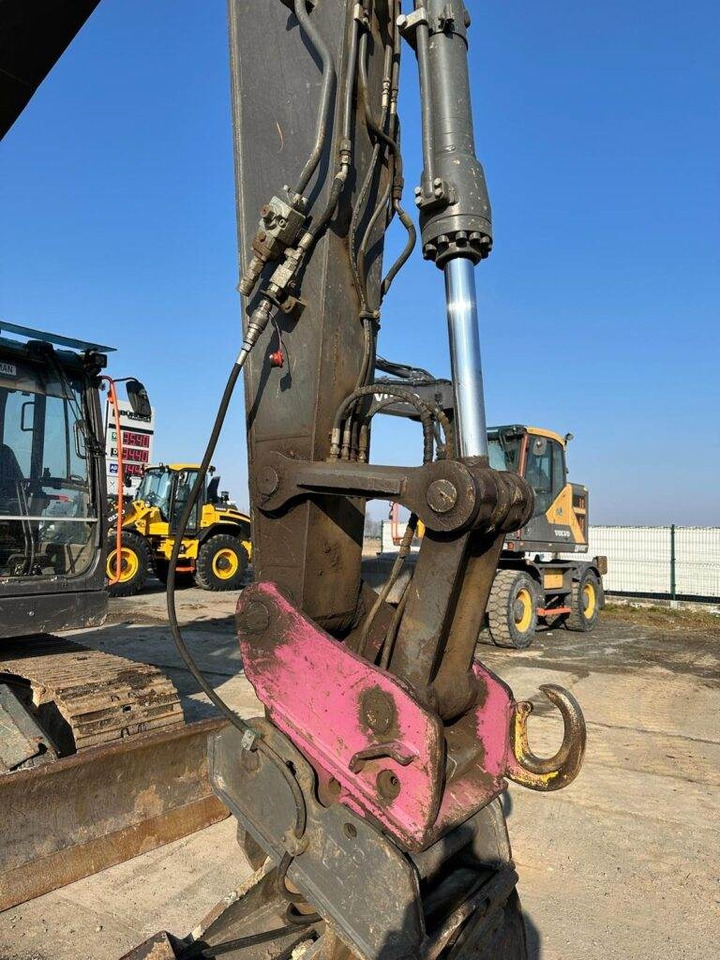 Volvo ECR145EL - Гусеничный экскаватор: фото 5 Volvo ECR145EL - Гусеничный экскаватор: фото 5