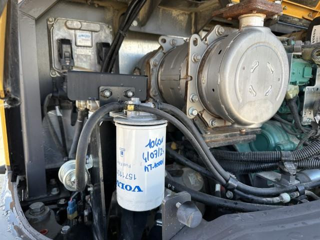 Колёсный экскаватор Volvo EW60E: фото 9