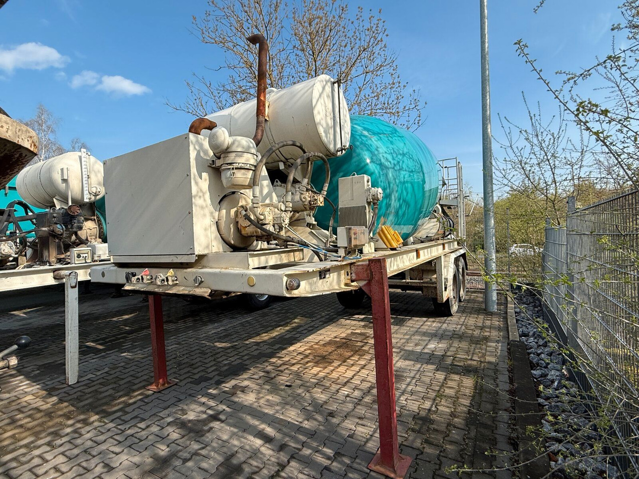 Betonmischer-Auflieger Stetter 10 m³ mit Motor - Автобетоносмеситель: фото 3 Betonmischer-Auflieger Stetter 10 m³ mit Motor - Автобетоносмеситель: фото 3