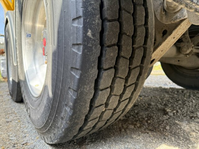 Carnehl CHKS/HH THERMO Kippauflieger 3 Achse - Самосвальный полуприцеп: фото 4 Carnehl CHKS/HH THERMO Kippauflieger 3 Achse - Самосвальный полуприцеп: фото 4