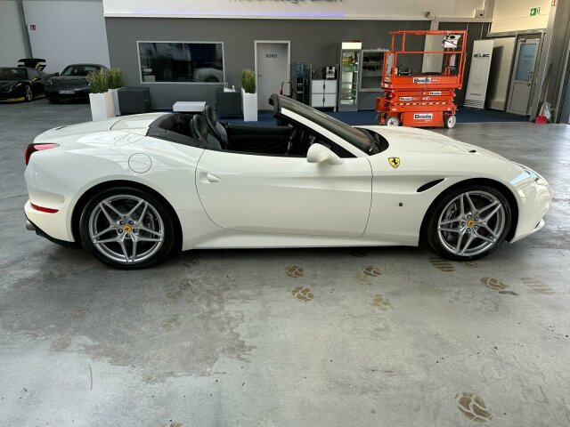 Кабриолет Ferrari F149 Cabrio: фото 10 Кабриолет Ferrari F149 Cabrio: фото 10