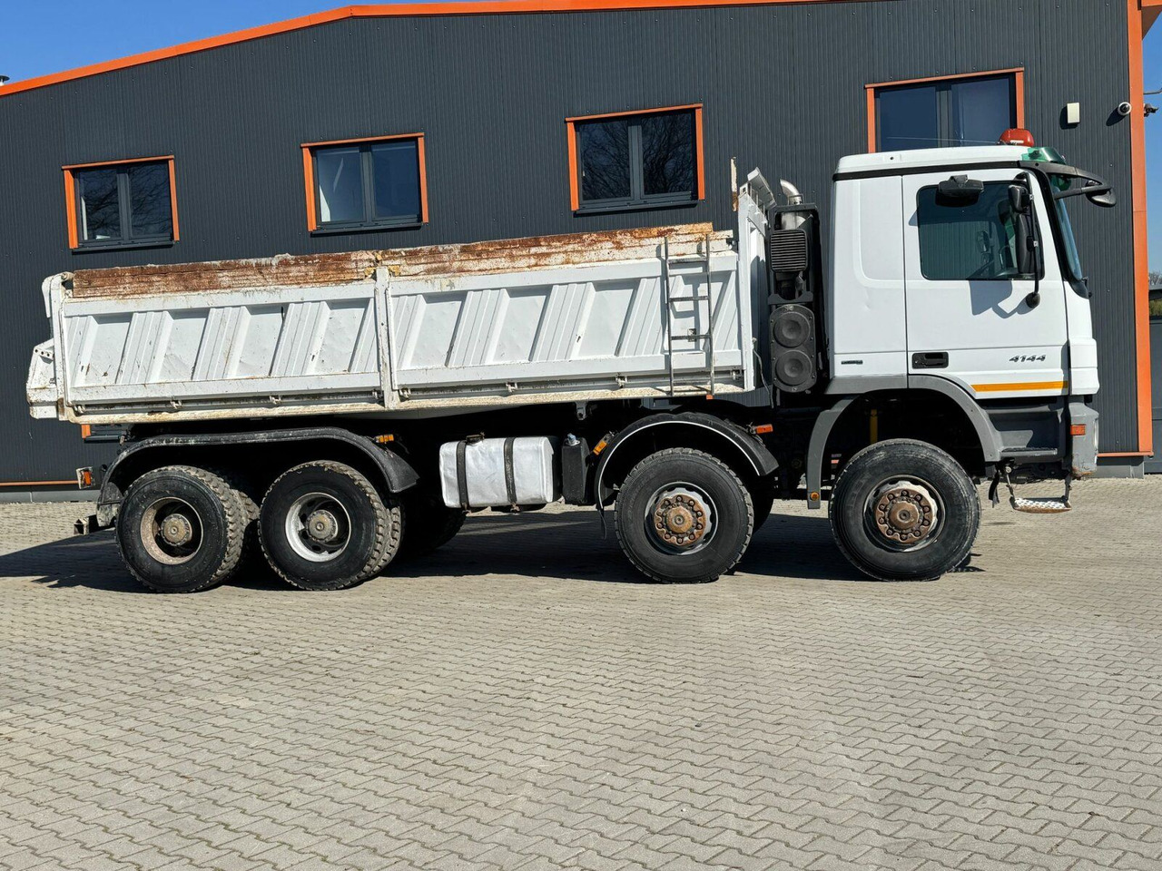 Mercedes-Benz ACTROS 4144 8x8 EURO4 DSK Meiller - Самосвал: фото 3 Mercedes-Benz ACTROS 4144 8x8 EURO4 DSK Meiller - Самосвал: фото 3