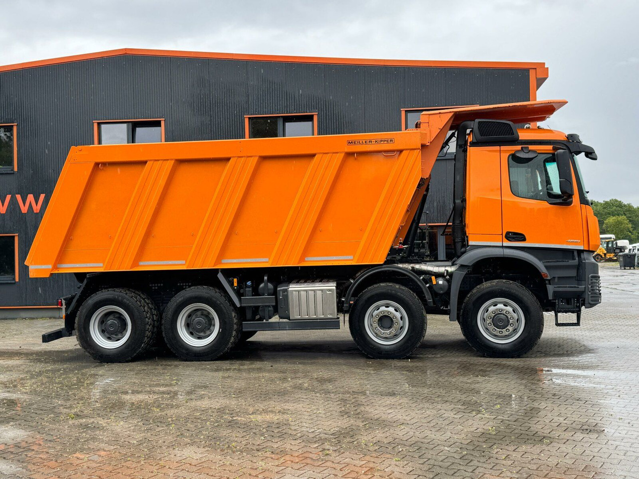 Mercedes-Benz AROCS 4851 8x6 Euro 6 Gesteinkipper MEILLER - Самосвал: фото 4 Mercedes-Benz AROCS 4851 8x6 Euro 6 Gesteinkipper MEILLER - Самосвал: фото 4