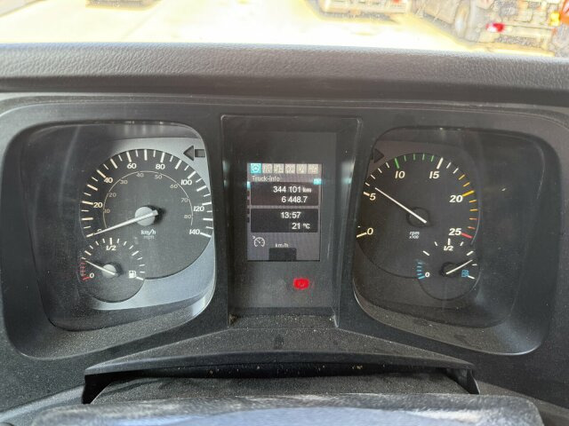 Mercedes-Benz AROCS 5051 10x6 Euro 6 Betonpumpe SERMAC 6RZ56 - Автобетононасос-смеситель: фото 2 Mercedes-Benz AROCS 5051 10x6 Euro 6 Betonpumpe SERMAC 6RZ56 - Автобетононасос-смеситель: фото 2