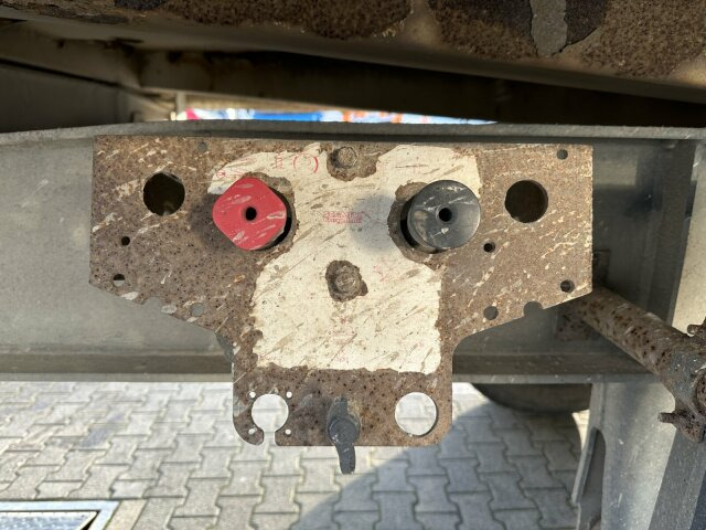 Schmitz Cargobull Gotha ZKD 18 Tandem Kipper Anhänger 2 Achse - Самосвальный прицеп: фото 2 Schmitz Cargobull Gotha ZKD 18 Tandem Kipper Anhänger 2 Achse - Самосвальный прицеп: фото 2