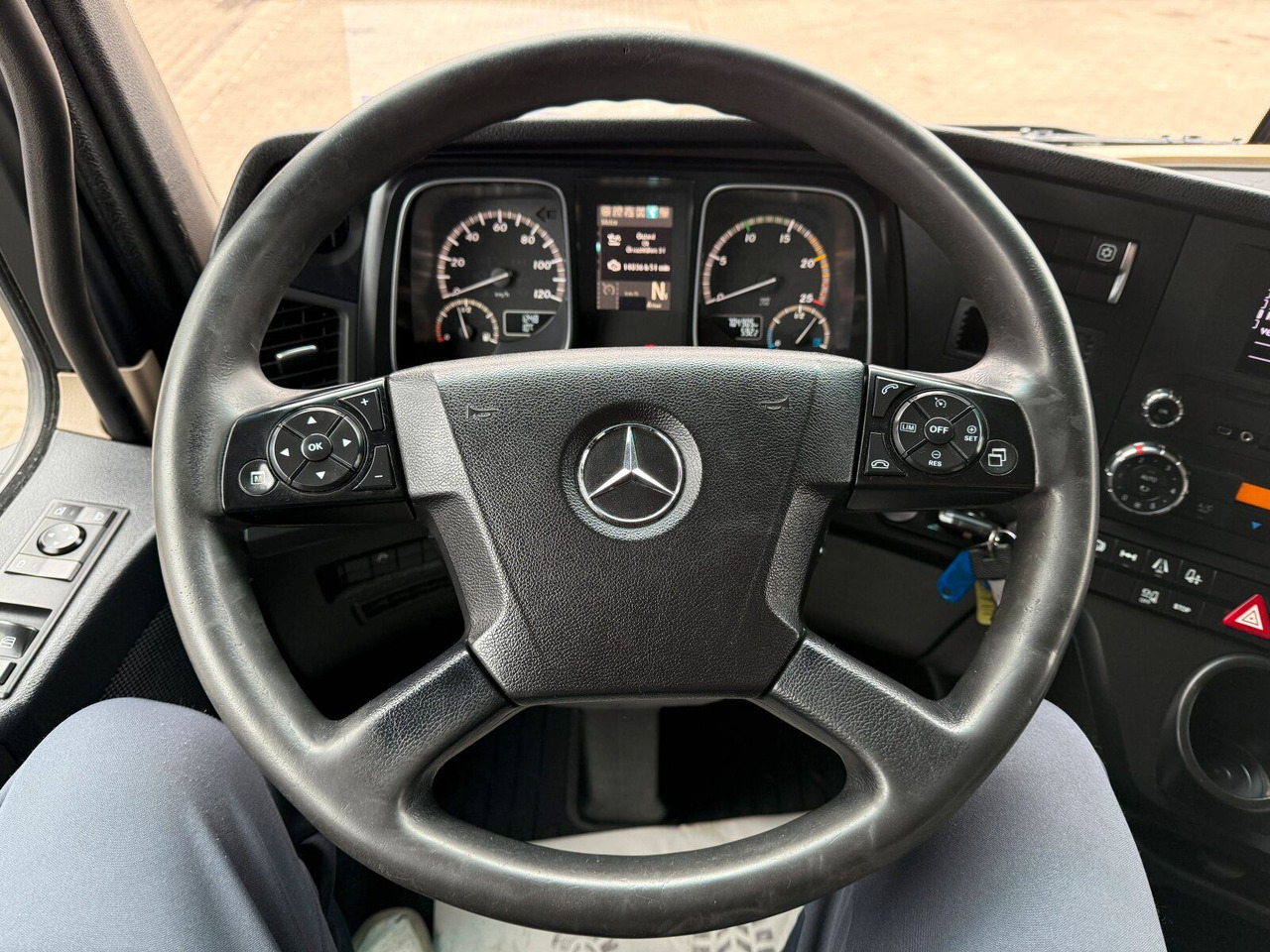 Тягач Mercedes-Benz Actros 1845 SZM 4x2 Retarder Kipphydraulik: фото 10