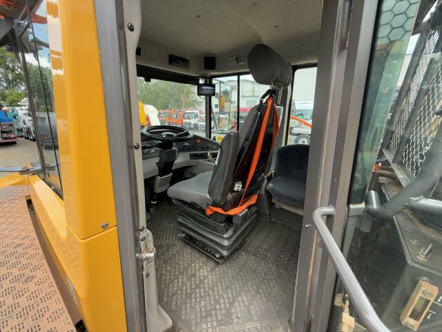 Volvo A25G Dumper 10.069 h Baujahr 2021 - Сочленённый самосвал: фото 5 Volvo A25G Dumper 10.069 h Baujahr 2021 - Сочленённый самосвал: фото 5