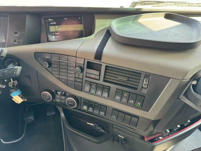 Volvo FH 540 6x2 Abrollkipper MEILLER RK 26.67 - Крюковой мультилифт: фото 4 Volvo FH 540 6x2 Abrollkipper MEILLER RK 26.67 - Крюковой мультилифт: фото 4