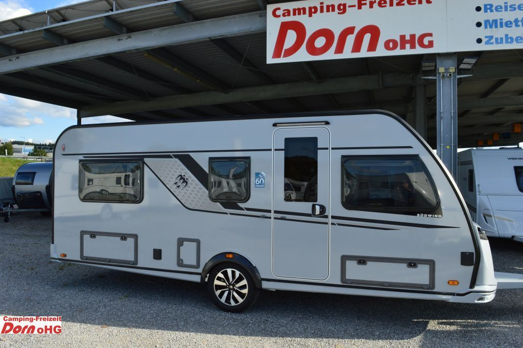 Knaus Südwind 540 UE 60 YEARS Elektrische Fußbodenerwä - Прицеп дача: фото 1 Knaus Südwind 540 UE 60 YEARS Elektrische Fußbodenerwä - Прицеп дача: фото 1