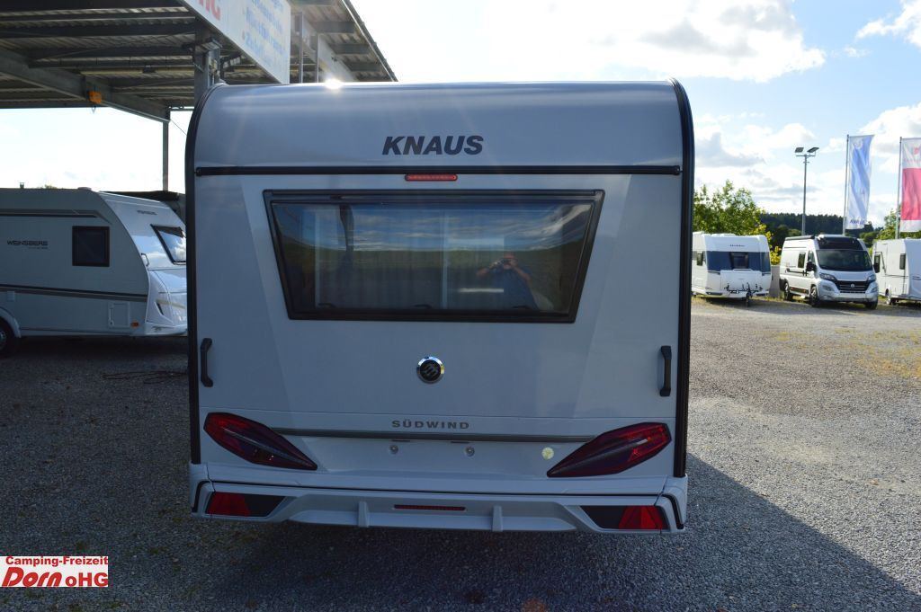Knaus Südwind 540 UE 60 YEARS Elektrische Fußbodenerwä - Прицеп дача: фото 4 Knaus Südwind 540 UE 60 YEARS Elektrische Fußbodenerwä - Прицеп дача: фото 4