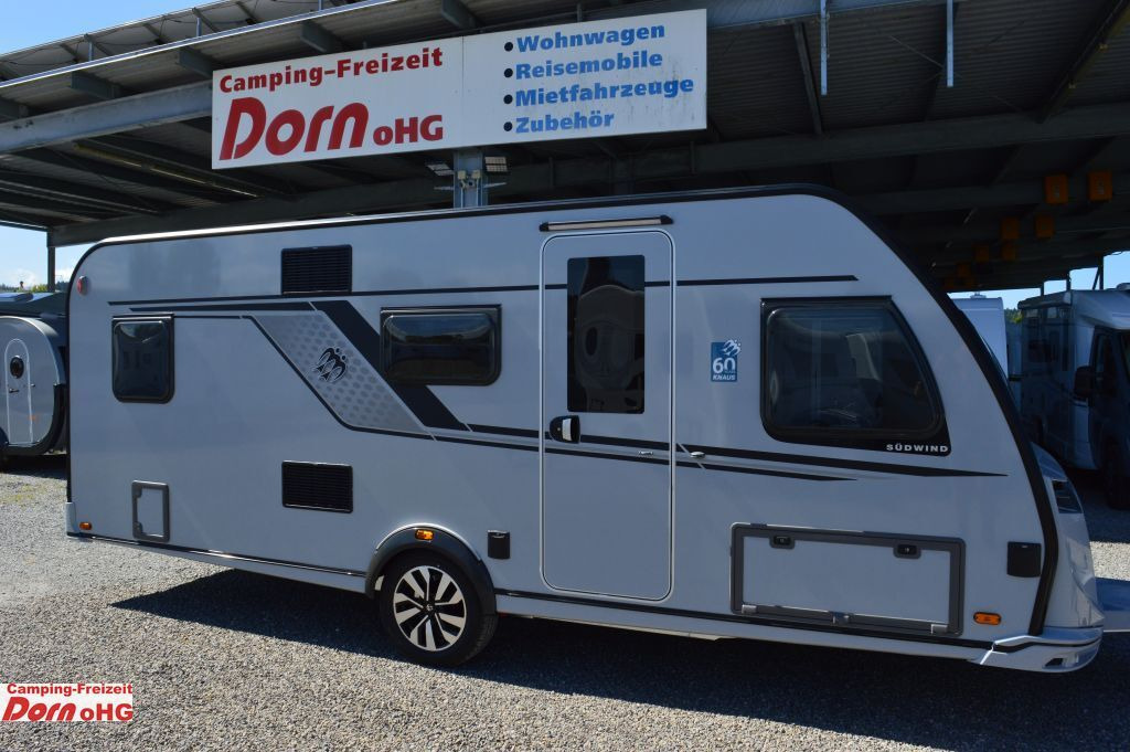 Knaus Südwind 580 QS 60 YEARS Kühlschrank 177l - Прицеп дача: фото 1 Knaus Südwind 580 QS 60 YEARS Kühlschrank 177l - Прицеп дача: фото 1