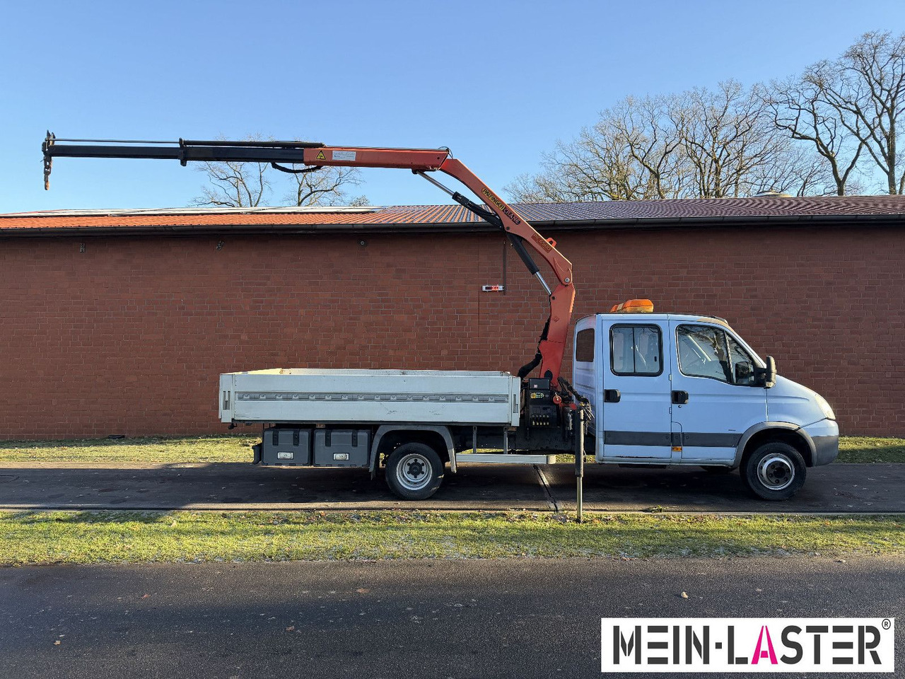 Iveco 65C180 3.0d Palfinger PK 6500 7 Sitzer - Малотоннажный бортовой грузовик, Грузопассажирский фургон: фото 2 Iveco 65C180 3.0d Palfinger PK 6500 7 Sitzer - Малотоннажный бортовой грузовик, Грузопассажирский фургон: фото 2