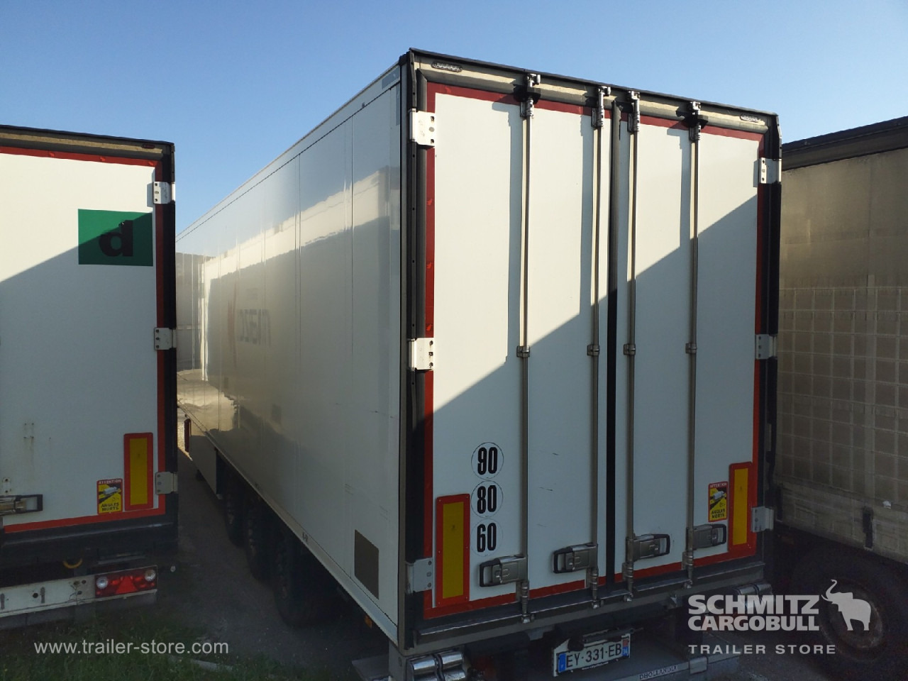 SCHMITZ Reefer Multitemp Double deck Taillift - Изотермический полуприцеп: фото 2 SCHMITZ Reefer Multitemp Double deck Taillift - Изотермический полуприцеп: фото 2