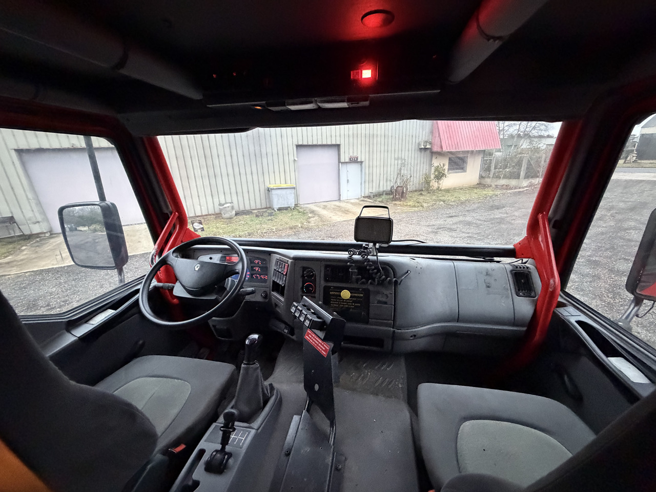 Грузовик RENAULT Midlum: фото 16 Грузовик RENAULT Midlum: фото 16