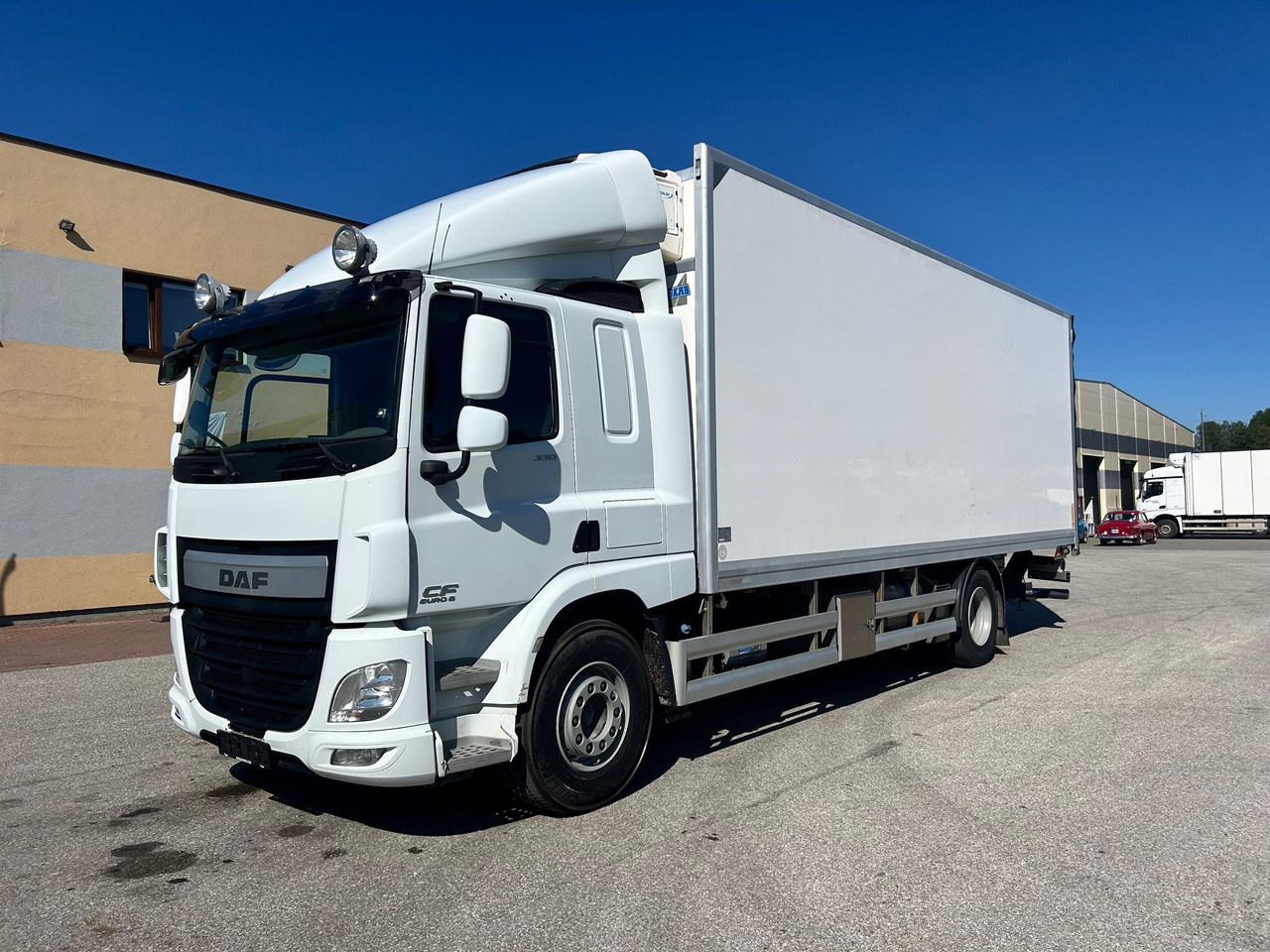 DAF CF330 - Рефрижератор: фото 3 DAF CF330 - Рефрижератор: фото 3