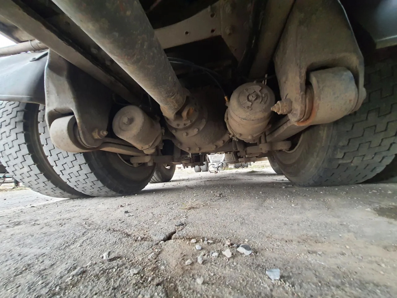 Грузовик бортовой/ Платформа RENAULT Magnum 430: фото 22