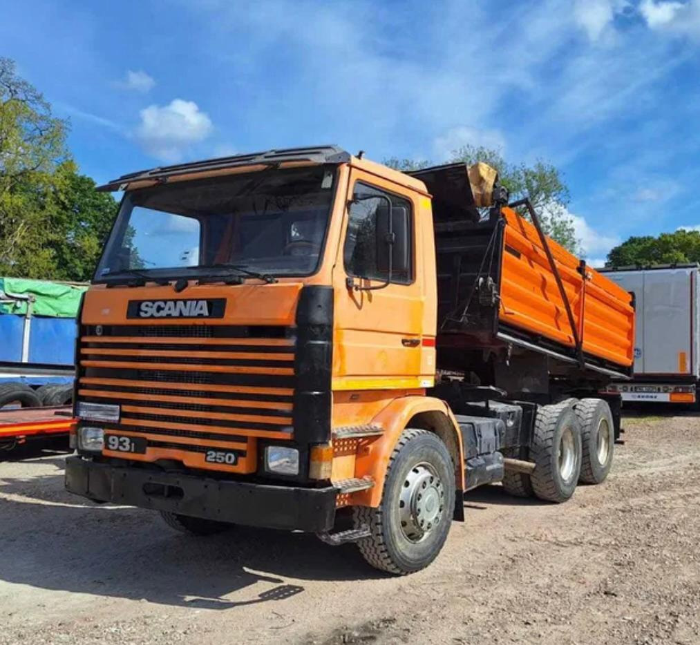SCANIA 93.250 - Самосвал: фото 3 SCANIA 93.250 - Самосвал: фото 3