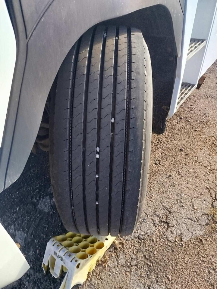 Тягач RENAULT Magnum 440 ID1573S: фото 15 Тягач RENAULT Magnum 440 ID1573S: фото 15