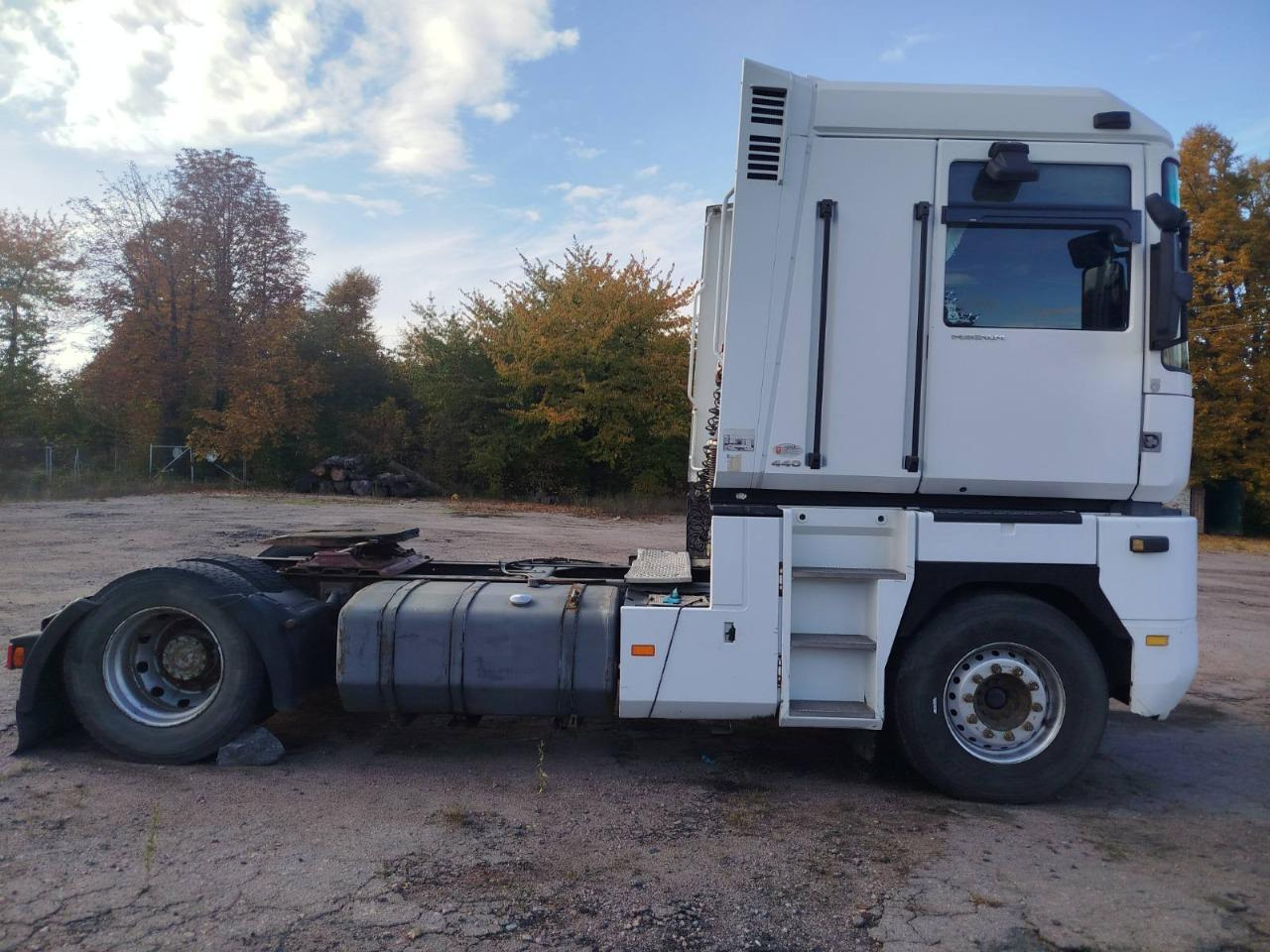 Тягач RENAULT Magnum 440 ID1573S: фото 8 Тягач RENAULT Magnum 440 ID1573S: фото 8