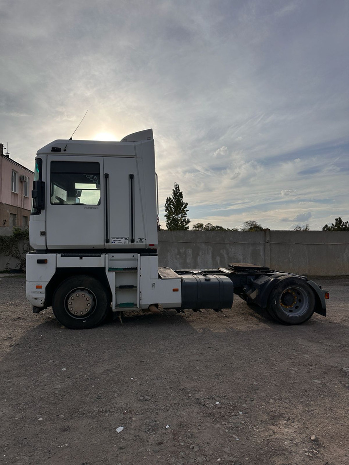 RENAULT Magnum 440 | ID1639S - Тягач: фото 4 RENAULT Magnum 440 | ID1639S - Тягач: фото 4