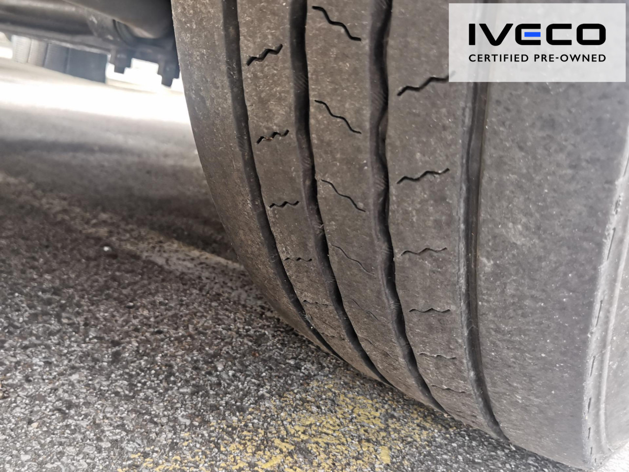 IVECO Pritsche-Schiebeplane-LBW - Тентованный грузовик: фото 2 IVECO Pritsche-Schiebeplane-LBW - Тентованный грузовик: фото 2