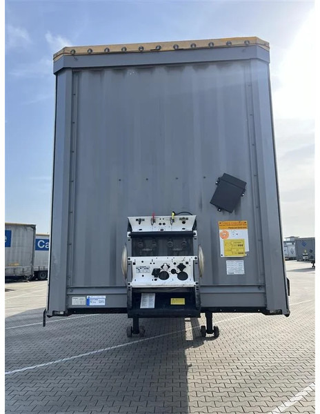 Krone 150x 2015 XL MEGA P400 HUCKEPACK - Полуприцеп-фургон: фото 3 Krone 150x 2015 XL MEGA P400 HUCKEPACK - Полуприцеп-фургон: фото 3