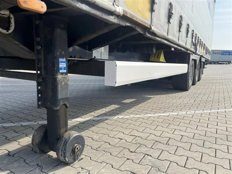 Krone 150x 2015 XL MEGA P400 HUCKEPACK - Полуприцеп-фургон: фото 5 Krone 150x 2015 XL MEGA P400 HUCKEPACK - Полуприцеп-фургон: фото 5