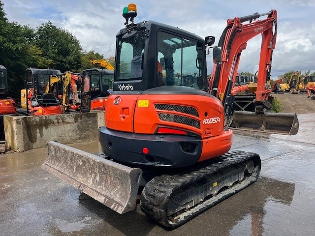 Kubota KX 057-4 - Мини-экскаватор: фото 2 Kubota KX 057-4 - Мини-экскаватор: фото 2